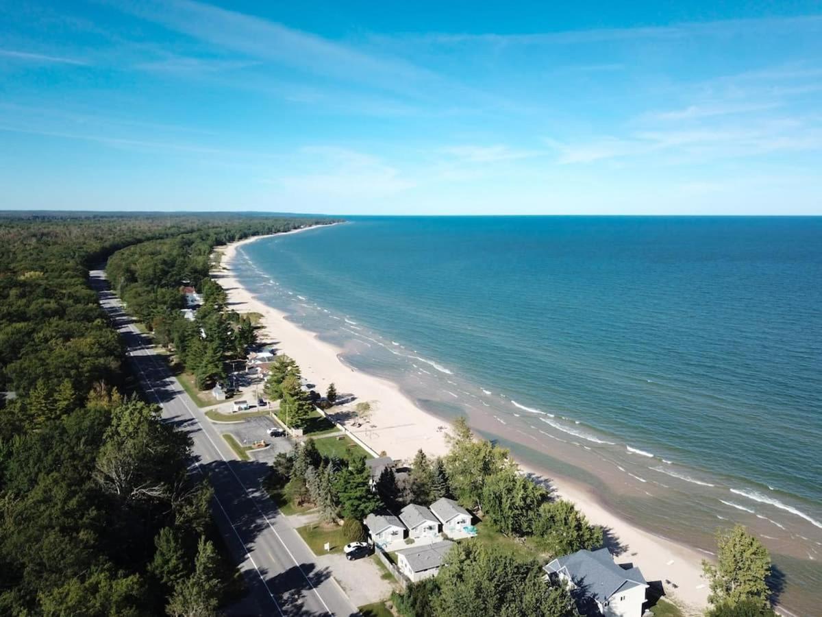 Beach Club Of Oscoda Captains Watch On The Lake Villa Exterior photo